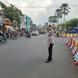 Pastikan Weekend Aman Dan Lancar, Satlantas Polres Batu Siapkan Pengamanan Jalur Pastikan Weekend Aman Dan Lancar, Satlantas Polres Batu Siapkan Pengamanan Jalur