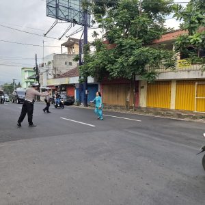 Pastikan Weekend Aman Dan Lancar, Satlantas Polres Batu Siapkan Pengamanan Jalur Pastikan Weekend Aman Dan Lancar, Satlantas Polres Batu Siapkan Pengamanan Jalur