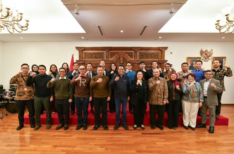 Kunjungan Kerja ke Korea Selatan, Menteri Hukum Sambangi KBRI Seoul