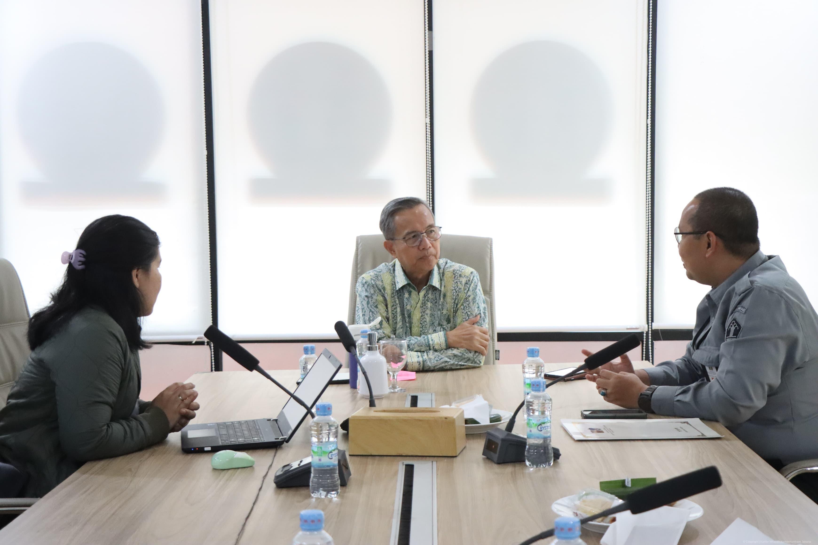 Evaluasi Fidusia: Sinergi Regulator dan Pelaku Usaha untuk Optimalisasi Sistem WhatsApp_Image_2025-02-11_at_12.10.40.jpeg