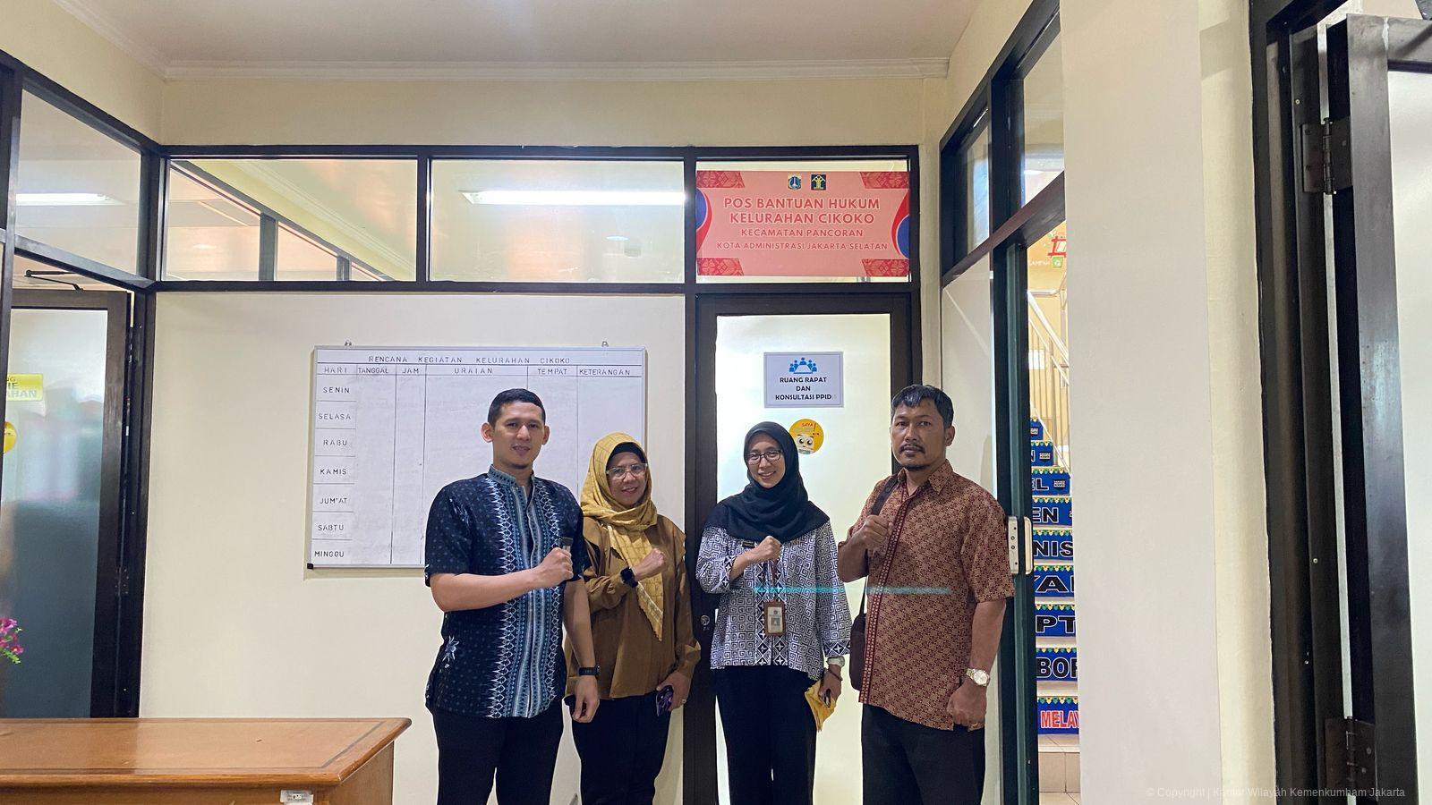 Kemenkum DK Jakarta Dampingi Pembentukan Posbakum dan Aktualisasi Paralegal di Kelurahan Cikoko IMG 20250307 WA0014