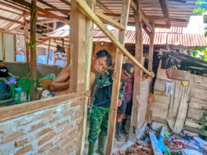 Tetesan air mata kebahagiaan 10 orang 3.KK penghuni RTLH di Desa Barua Kabupaten Bantaeng