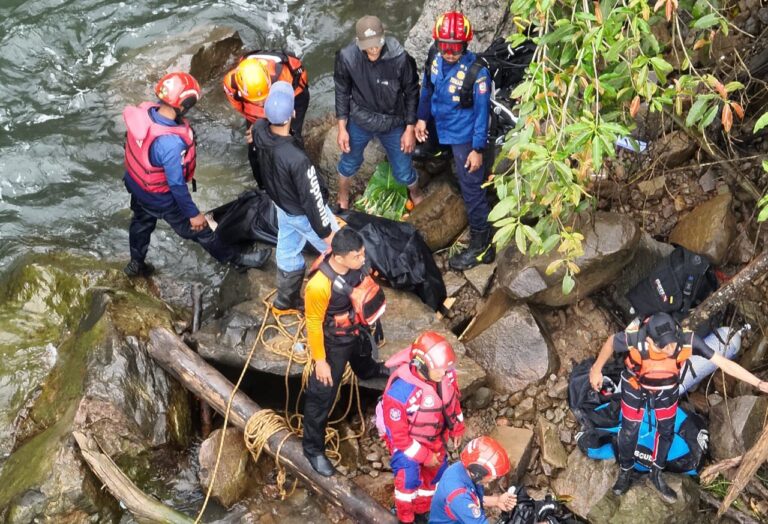 Jasad Korban Terseret Arus Sungai Ditemukan di Kedalaman 9 Meter
