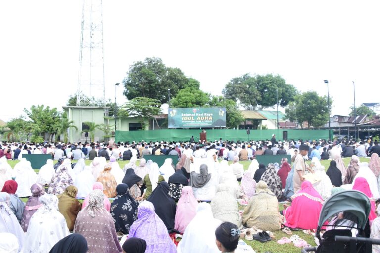 Ribuan Umat Islam di Makassar Rayakan Idul Adha dengan Khidmat di Asrama Hubdam XIV/Hasanuddin
