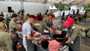 Pertamina Patra Niaga Sulawesi Dukung Gerakan Kurban Asik Tanpa Sampah Plastik pada Peringatan Idul Adha 1446 H* Pertamina Patra Niaga Sulawesi Dukung Gerakan Kurban Asik Tanpa Sampah Plastik pada Peringatan Idul Adha 1446 H*