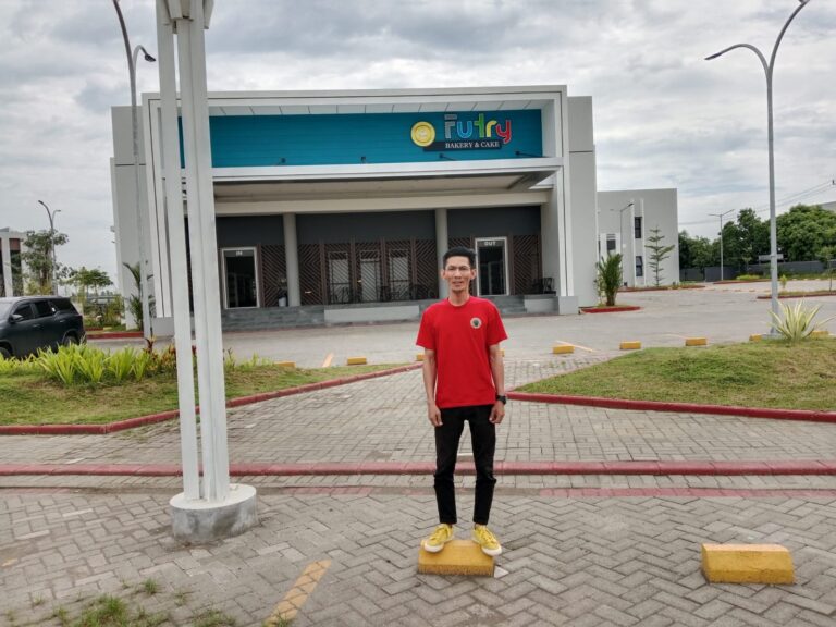 Diduga usaha Tidak Ada Ijin Putri Bakery & Cake – The Saund Urban Resto and Coffee, Kanit Reskrim Polsek Lau diminta Turun