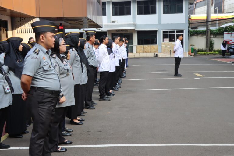 Apel Pagi Kantor Wilayah Kementerian Hukum Daerah Khusus Jakarta: Tingkatkan Sinergi dan Kolaborasi serta Disiplin dan Etika ASN Baru