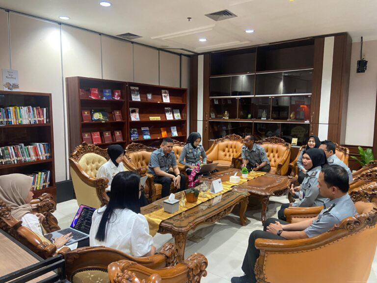 Evaluasi Layanan Publik dan Survei SPAK-SPKP, Kanwil Kemenkum DK Jakarta Koordinasi Dengan KemenPANRB