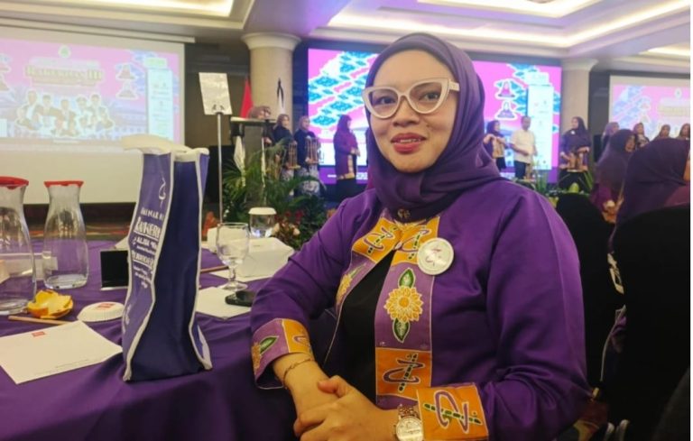 Pendiri PT Semesta Nusantara 88 Dipercaya Pimpin Alisa Khadijah ICMI Provinsi Gorontalo