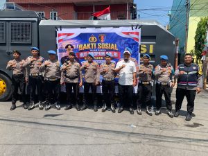 HUT Propam Polri Ke 24, Sie Propam Polres Pelabuhan Makassar, Bagikan Air Bersih Kepada Warga HUT Propam Polri Ke 24, Sie Propam Polres Pelabuhan Makassar, Bagikan Air Bersih Kepada Warga